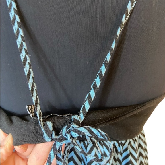 Volcom Blue Striped Halter Dress Medium - Picture 14 of 15